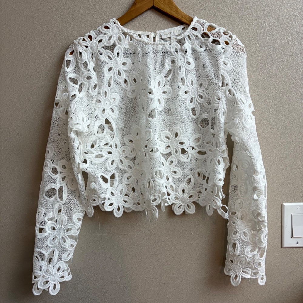 Lace Floral Crochet White Crop Top - Women